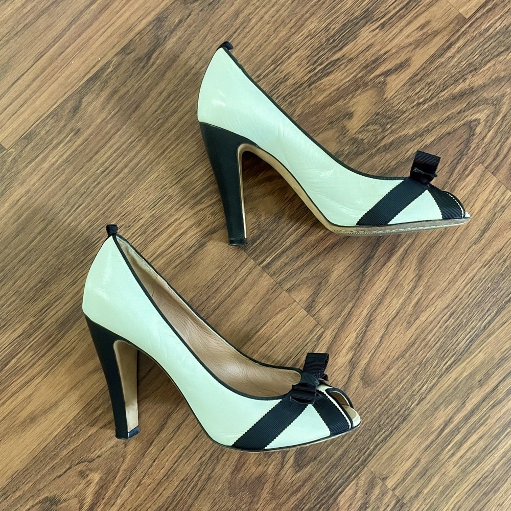 Marc Jacobs Peep Toe Pumps - Picture 3 of 9